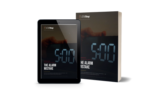 The Alarm Mistake: The mistake most runners make the moment their alarm goes off — that destroys the overnight recovery before they've even left the bed.